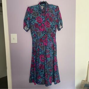 Tabby of California Vintage Floral Midi Dress size 10/12 Short Sleeve Bold Print